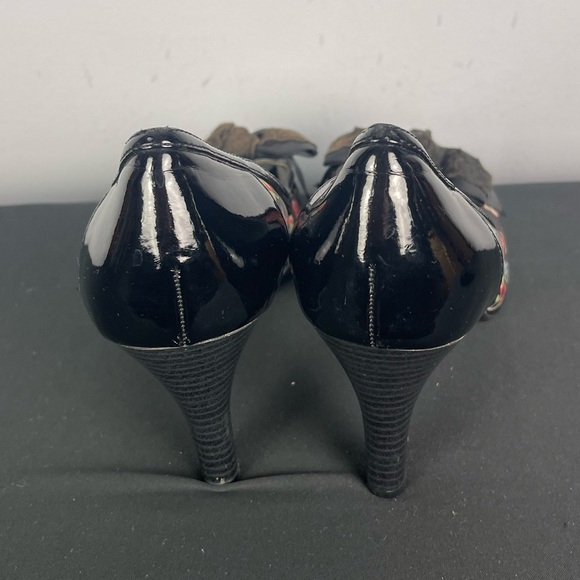 00s Floral Pumps - Picture 4 of 7